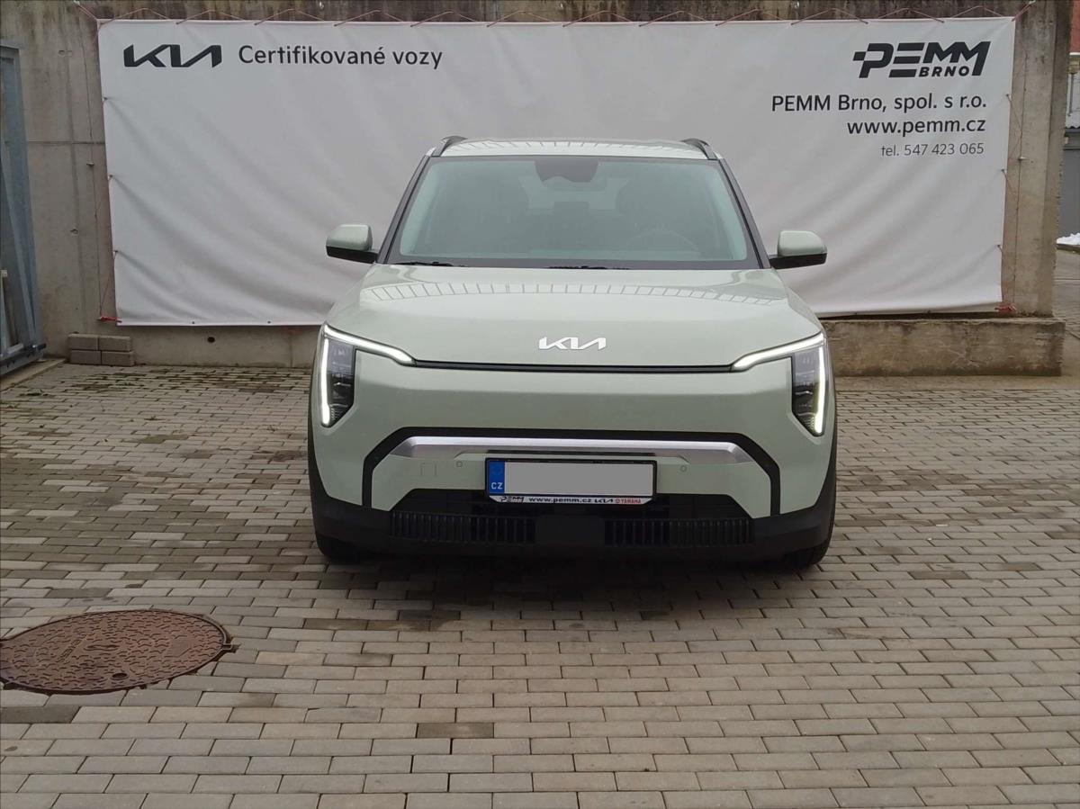 EV3