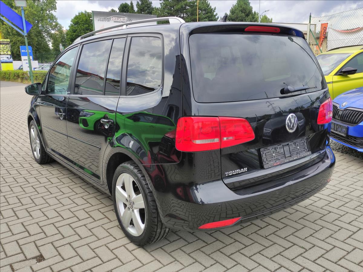 Volkswagen Touran 2,0 TDi DSG STYLE *XENON*NAVI*SENZORY*
