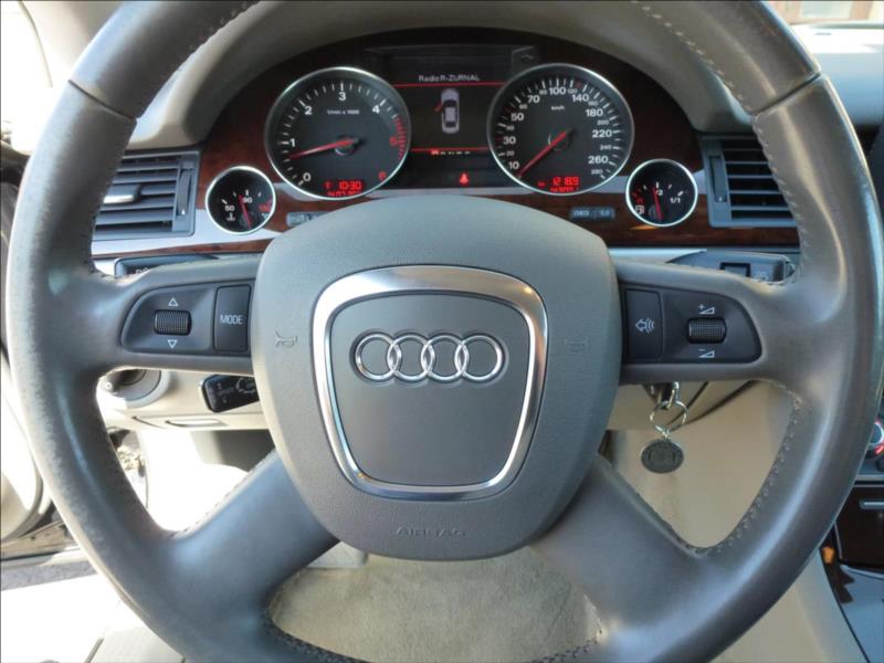 Audi A8, 2007