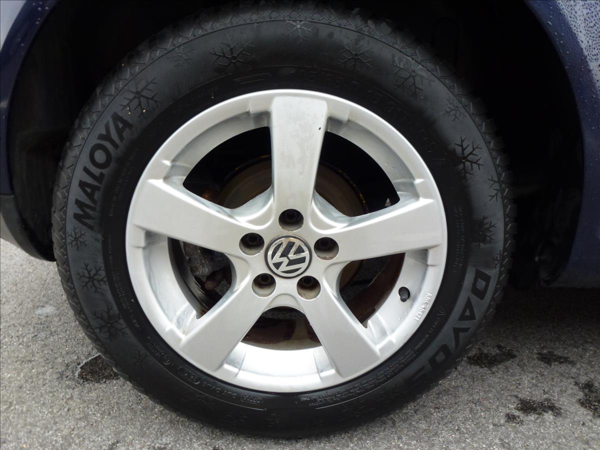 Volkswagen Golf, 2002