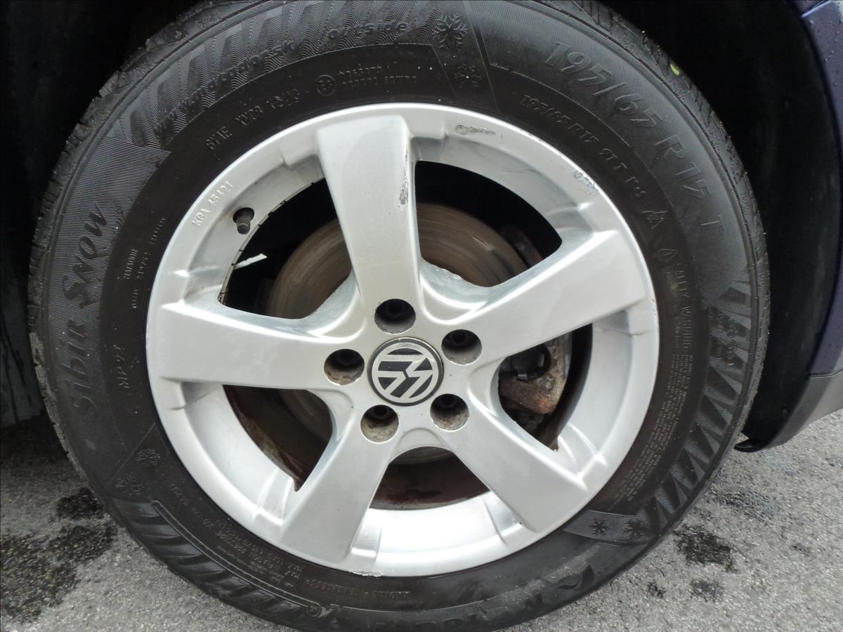 Volkswagen Golf, 2002