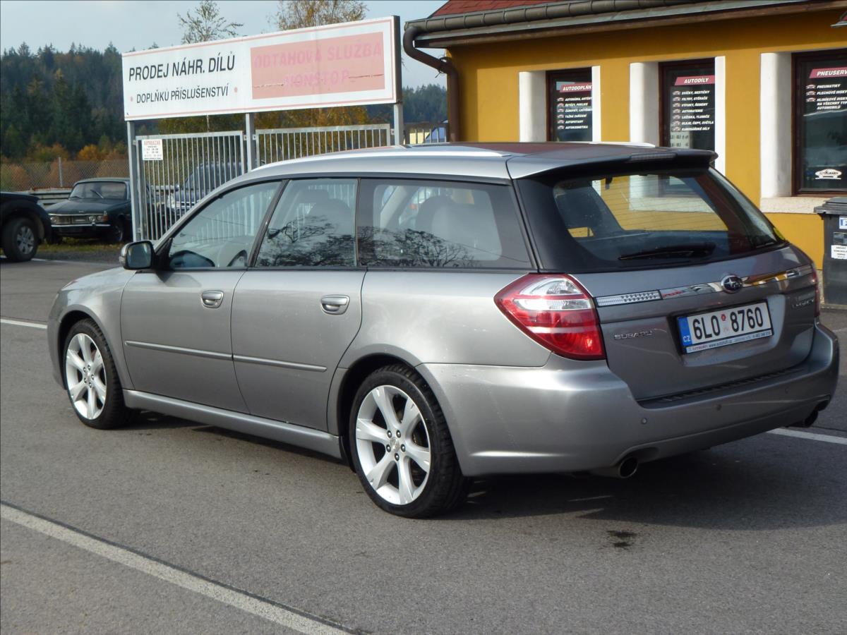Subaru Legacy, 2009