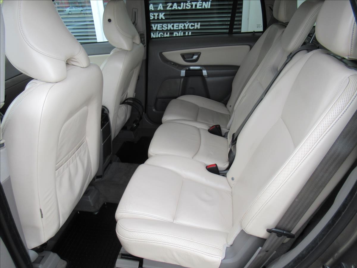 Volvo XC90 2,4 D5 Summum 5 seater