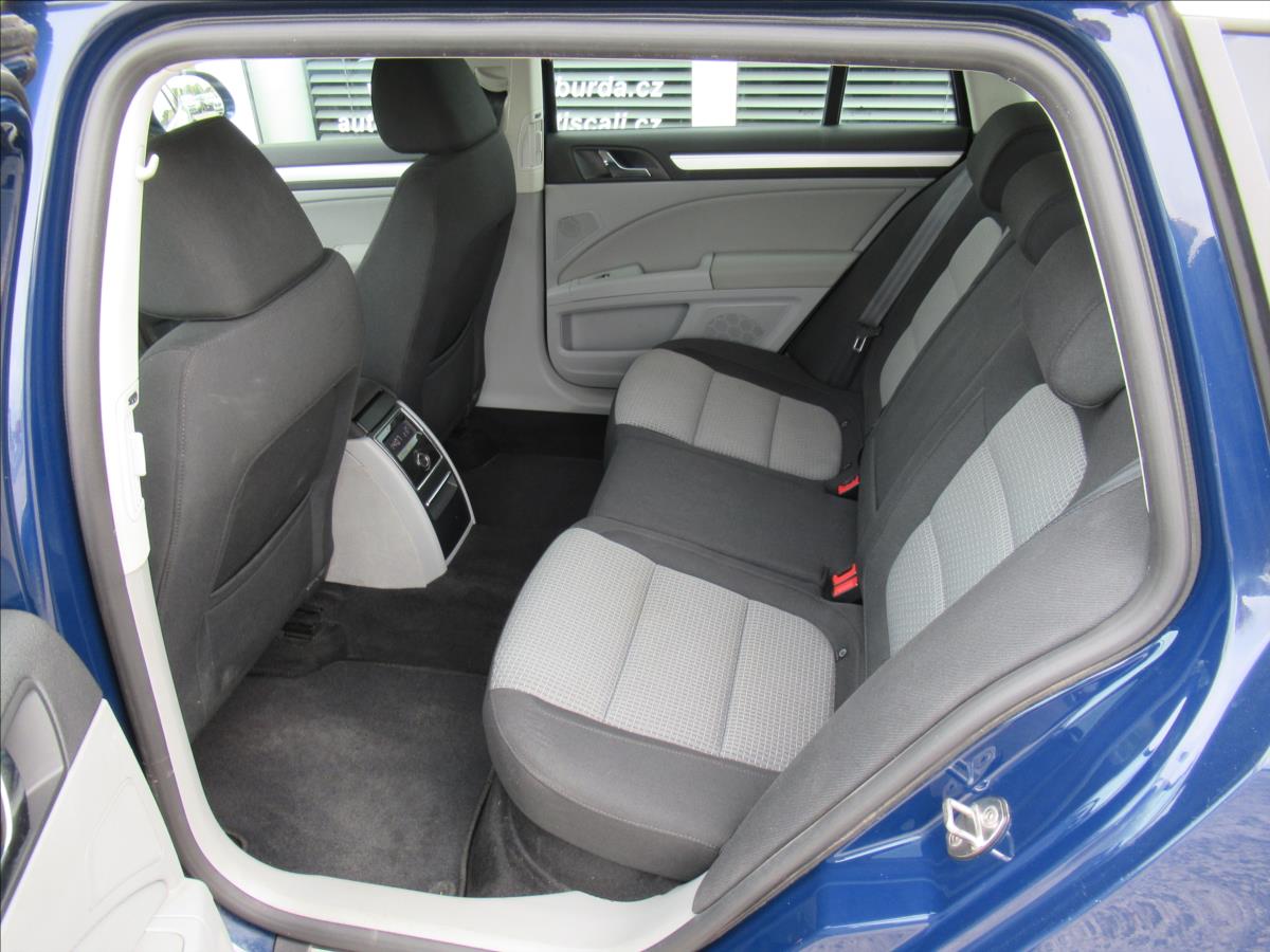 Škoda Superb 2,0 TDI CR DPF 125kW Comfort Combi