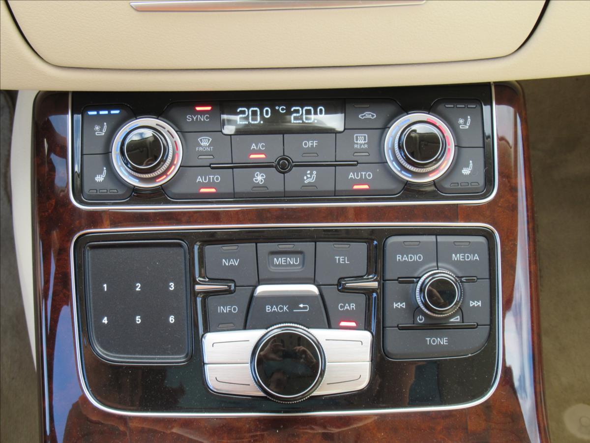 Audi A8, 2012