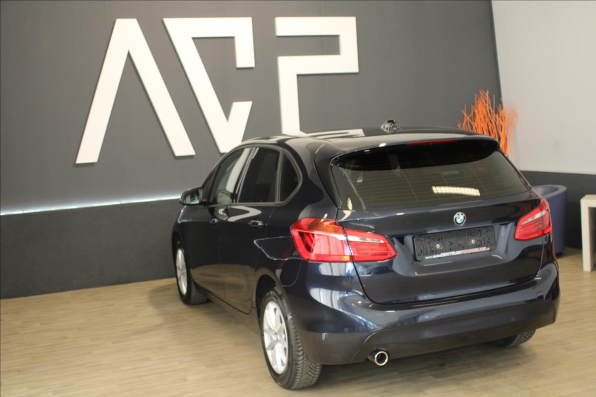 BMW 216d*ActiveTourer**Manuál*162Tkm*PDC*