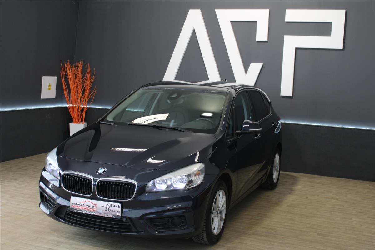 BMW 216d*ActiveTourer**Manuál*162Tkm*PDC*