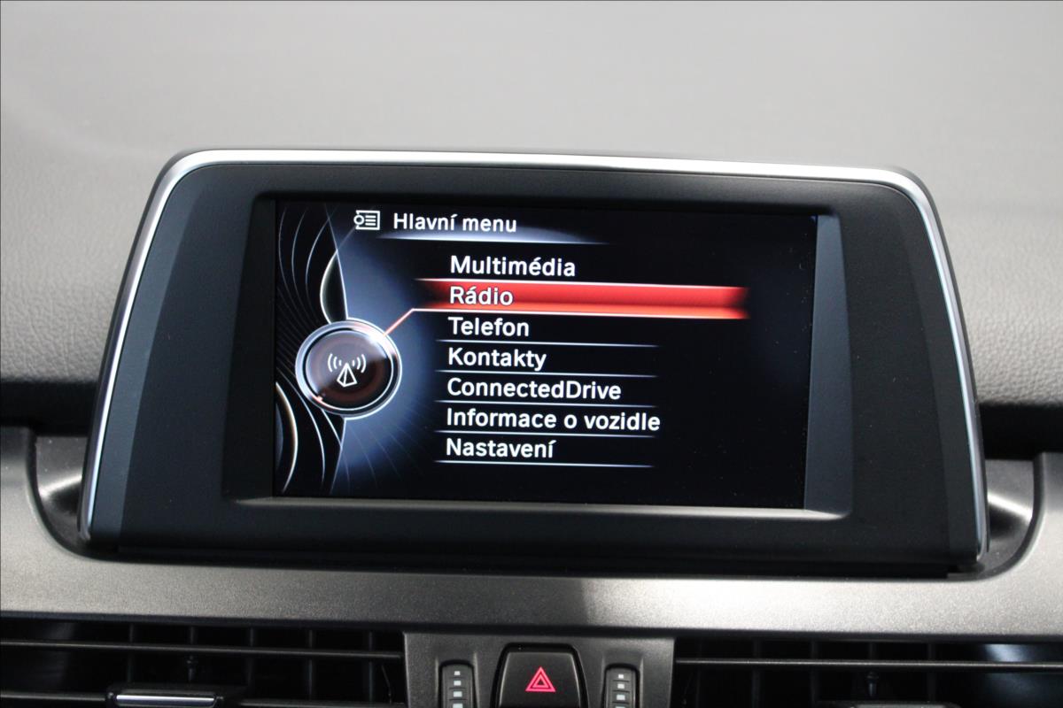 BMW 216d*ActiveTourer**Manuál*162Tkm*PDC*