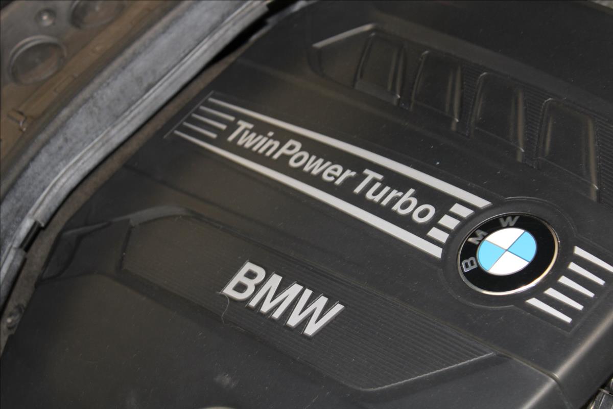 BMW 318d*SportLine*130Tkm*LED*