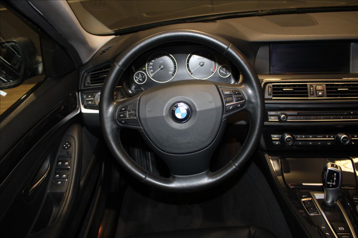 BMW 525d*160kW*xDrive*NAVI*4XVýhřev*
