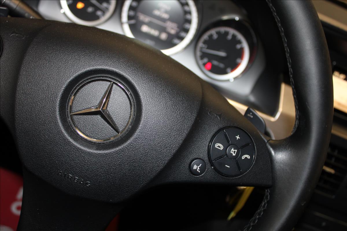 Mercedes-Benz 220CDI*4Matic*AT*Xenon*PDc*