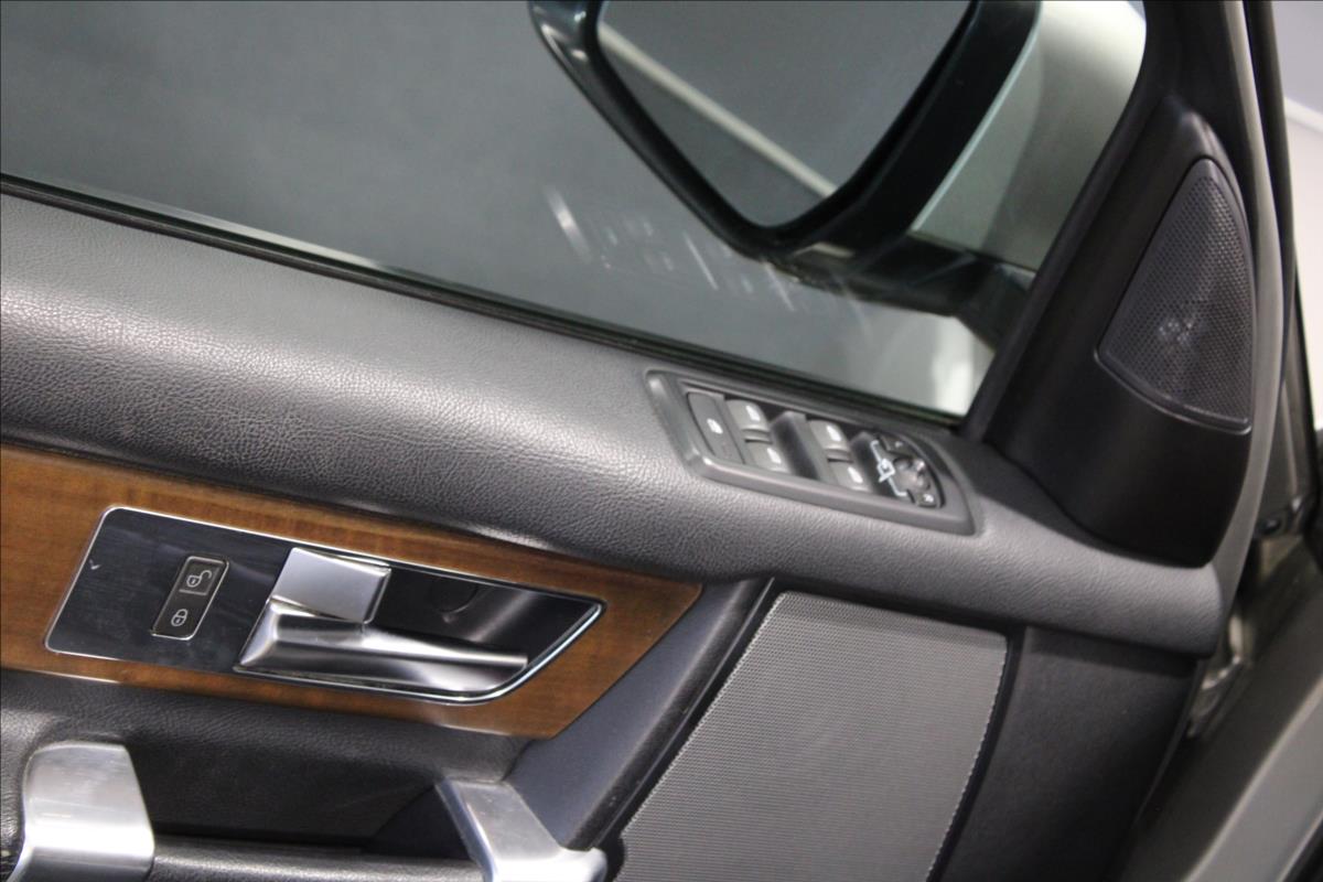 Land Rover 3,0SDV6*ČR*DPH*4XVÝHŘEV*KŮŽE*