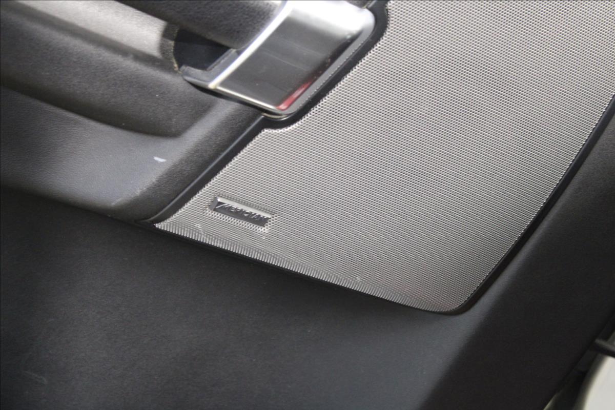 Land Rover 3,0SDV6*ČR*DPH*4XVÝHŘEV*KŮŽE*