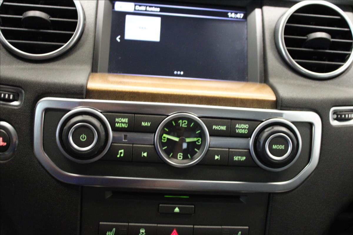 Land Rover 3,0SDV6*ČR*DPH*4XVÝHŘEV*KŮŽE*