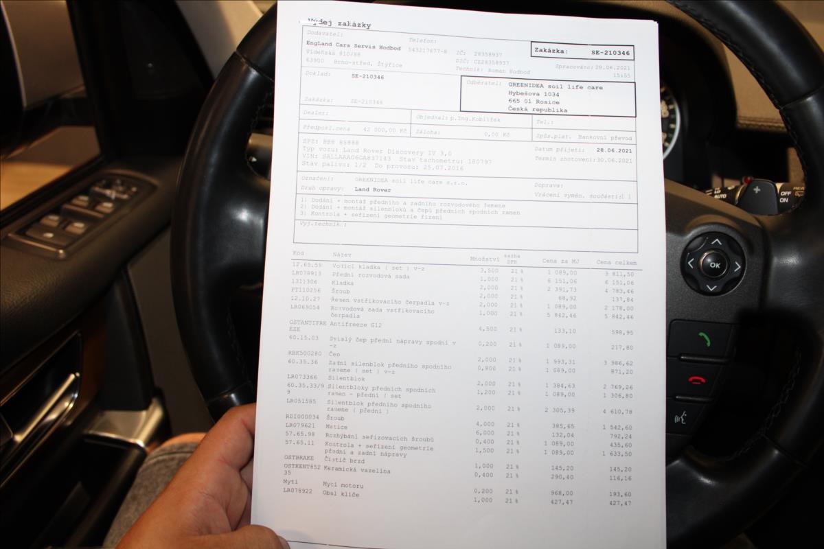 Land Rover 3,0SDV6*ČR*DPH*4XVÝHŘEV*KŮŽE*