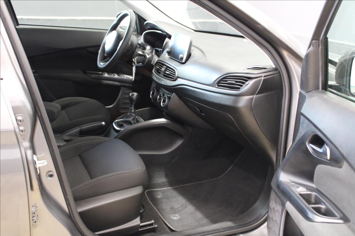 Fiat 1,6JTD-M*88KW*Navi*ACC*PDC*