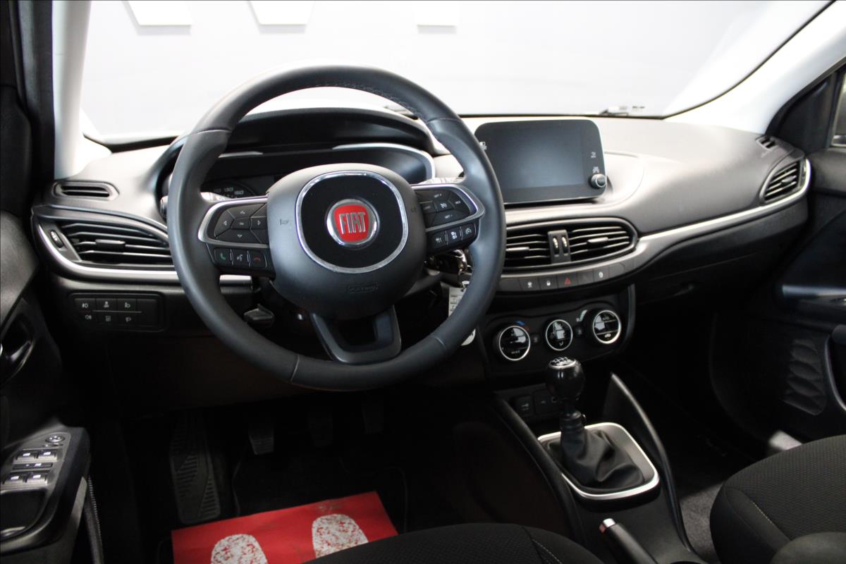 Fiat 1,6JTD-M*88KW*Navi*ACC*PDC*