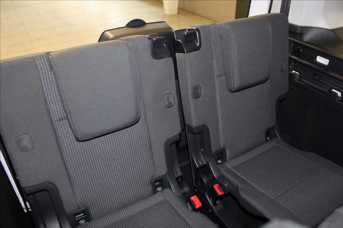 Volkswagen 2,0TDI*7-Míst*DPH*75Tkm*Serviska*
