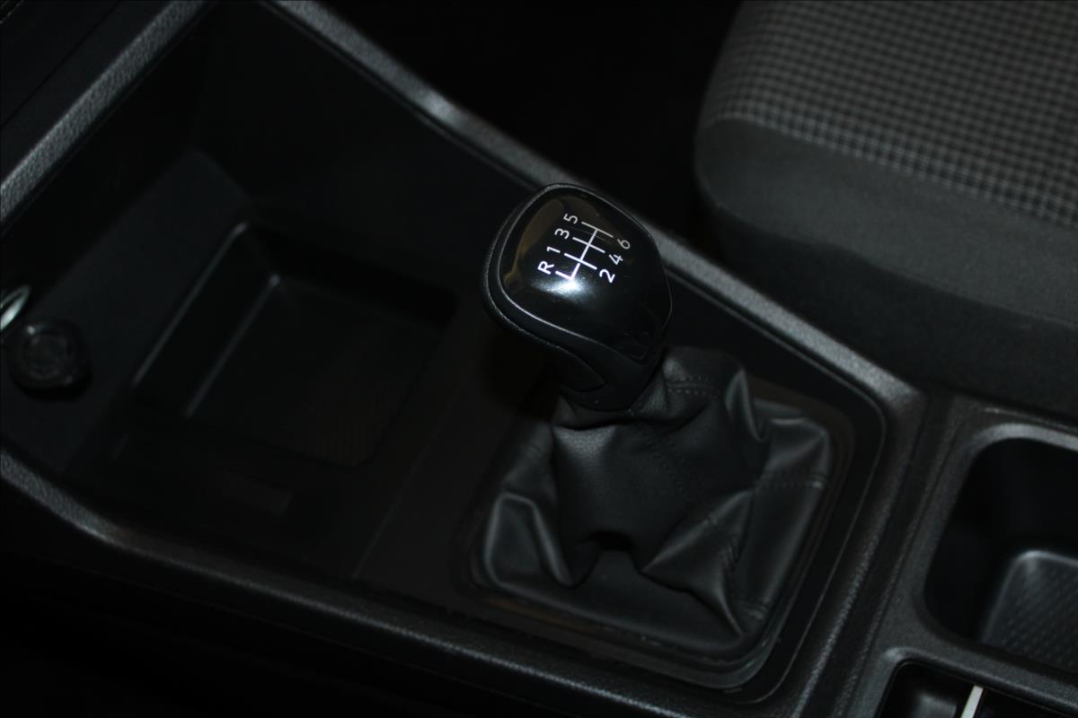 Volkswagen 2,0TDI*7-Míst*DPH*75Tkm*Serviska*