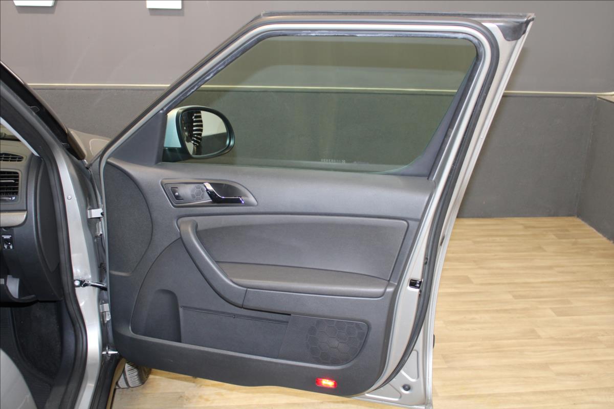 Škoda 2.0TDI*81kW*4×4*bi-XENON*NAVI*