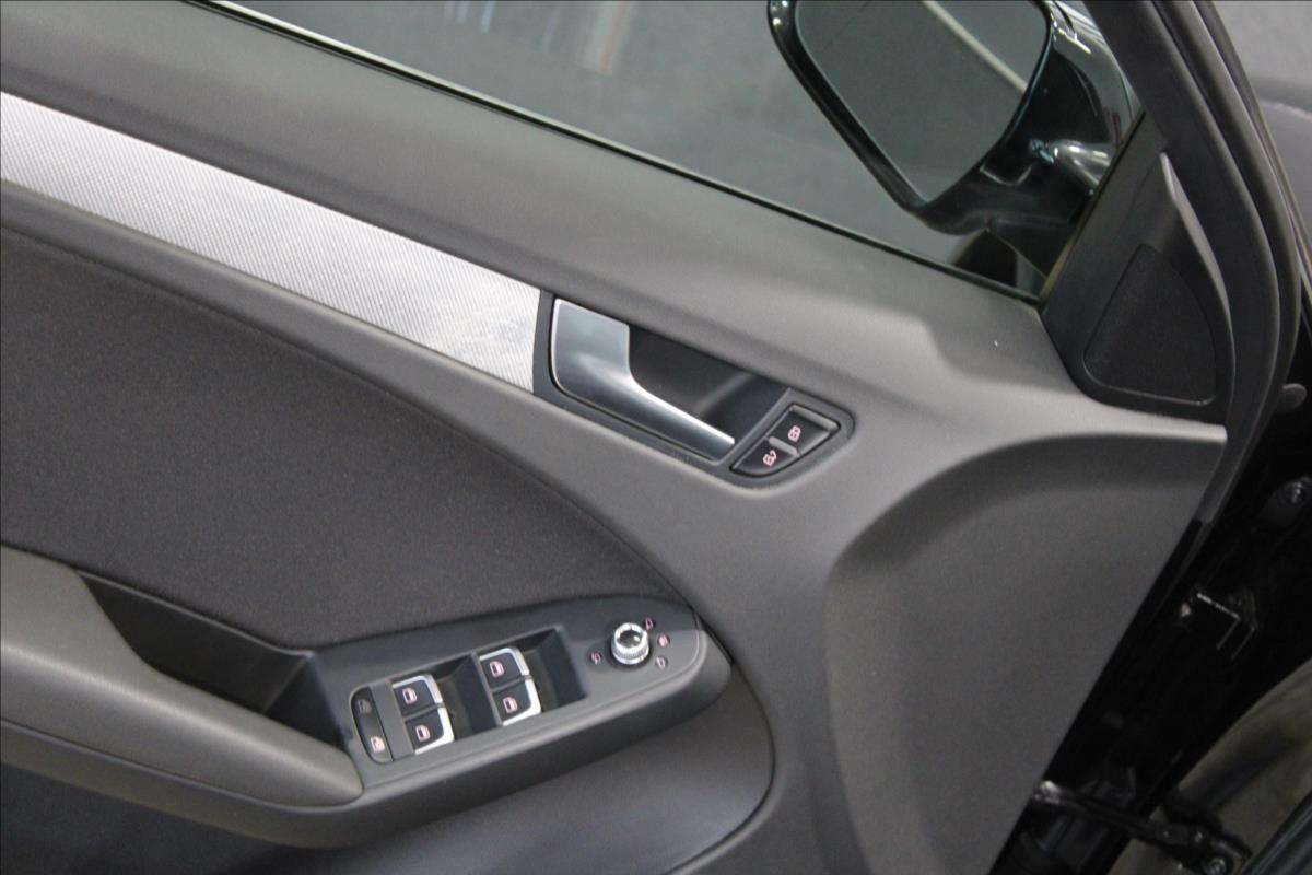 Audi 2,0TDI*Manuál*LED*PDC*Navi