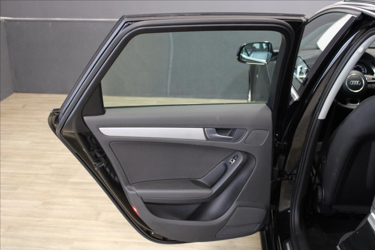 Audi 2,0TDI*Manuál*LED*PDC*Navi