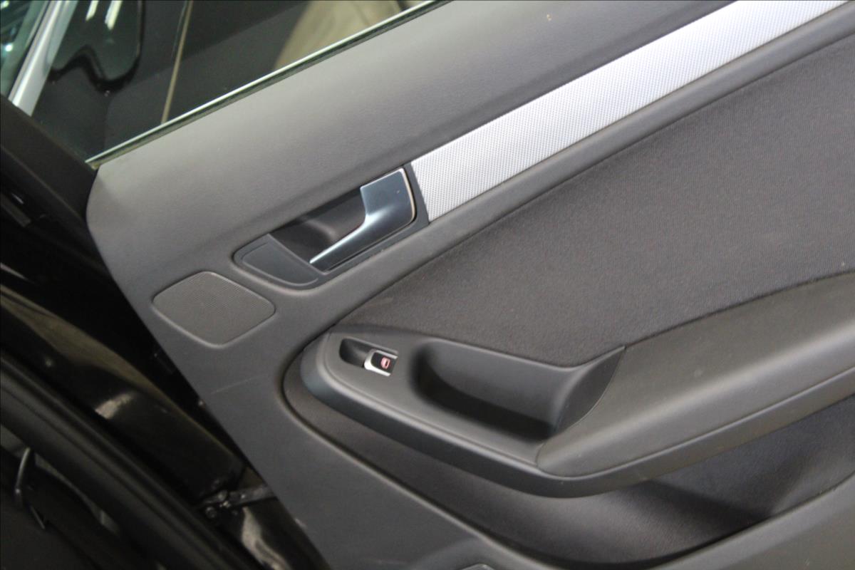 Audi 2,0TDI*Manuál*LED*PDC*Navi