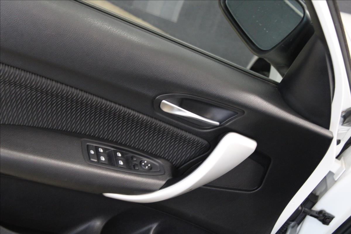 BMW 118d*Manuál*Sport*Digiklima*