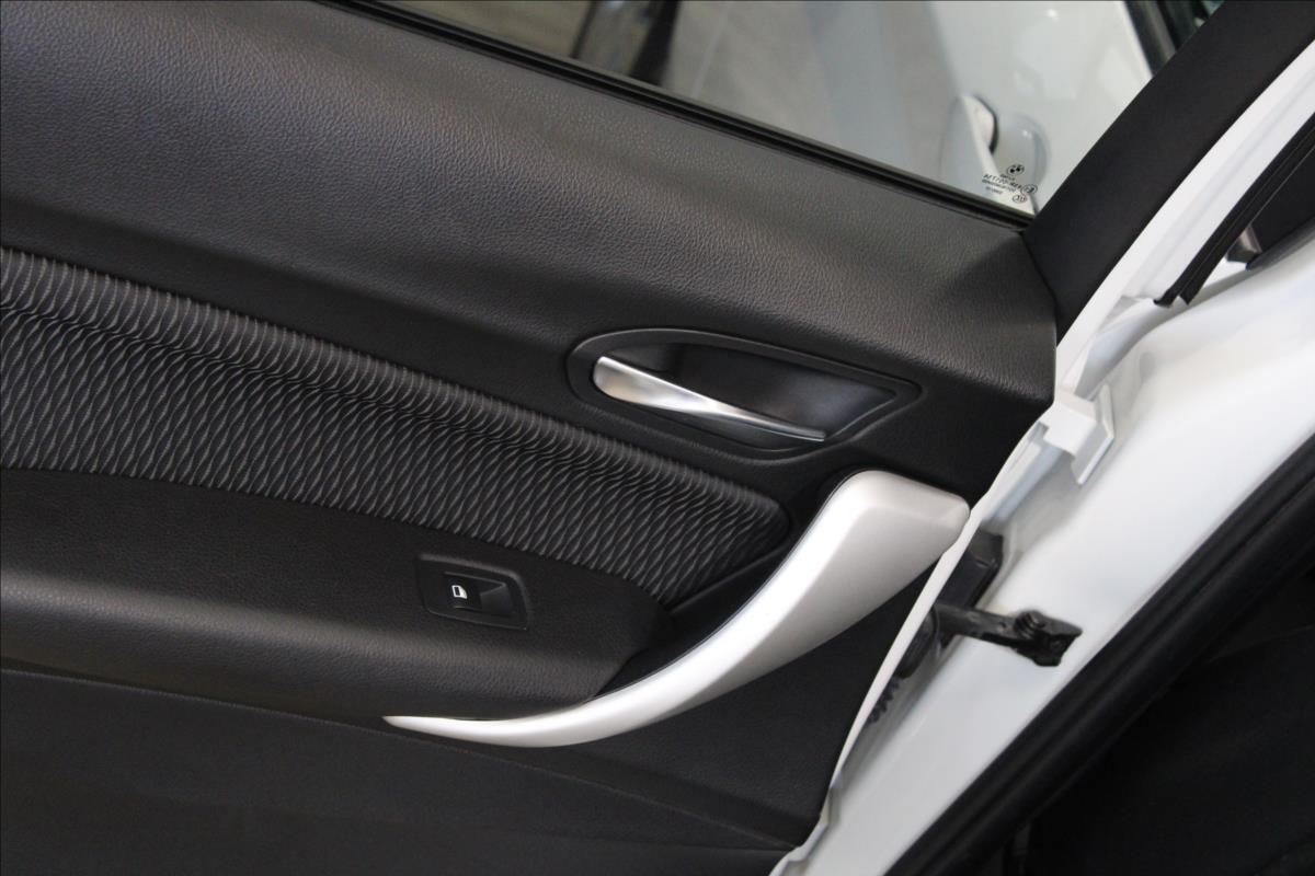 BMW 118d*Manuál*Sport*Digiklima*