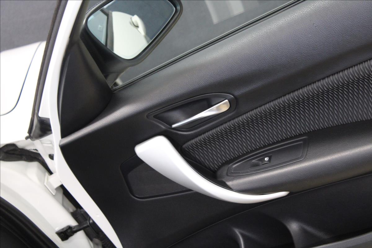 BMW 118d*Manuál*Sport*Digiklima*