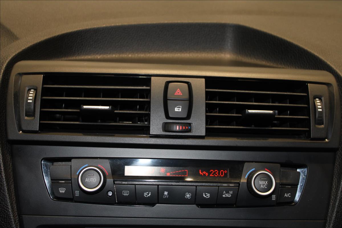 BMW 118d*Manuál*Sport*Digiklima*