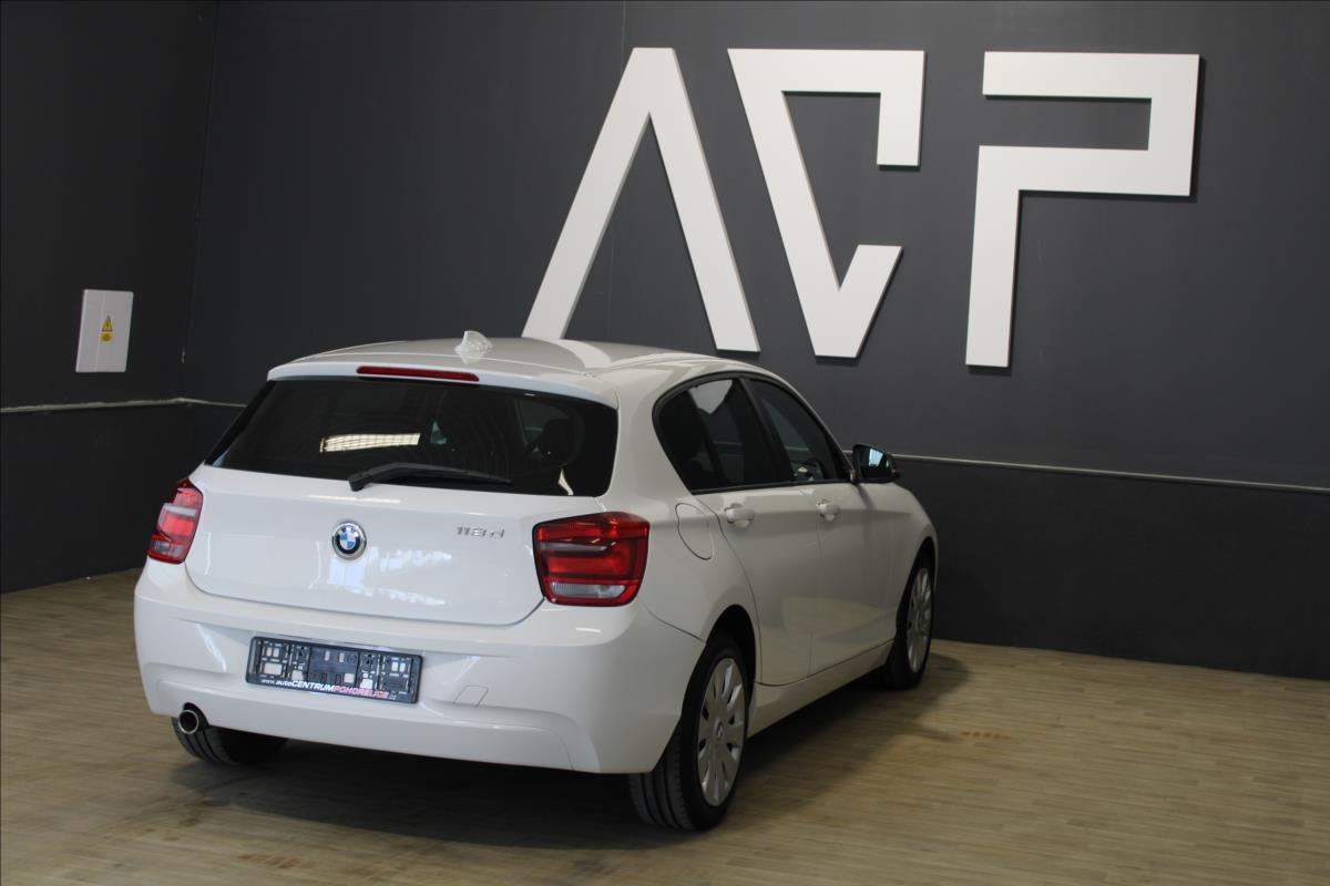 BMW 118d*Manuál*Sport*Digiklima*