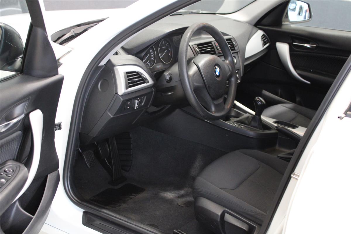 BMW 118d*Manuál*Sport*Digiklima*