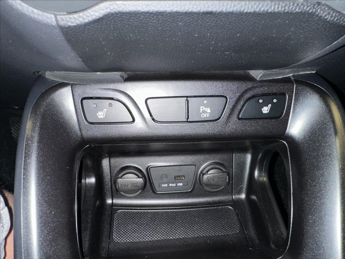 Hyundai 1,7CRDi*4Xvýhřev*PDC*Led*