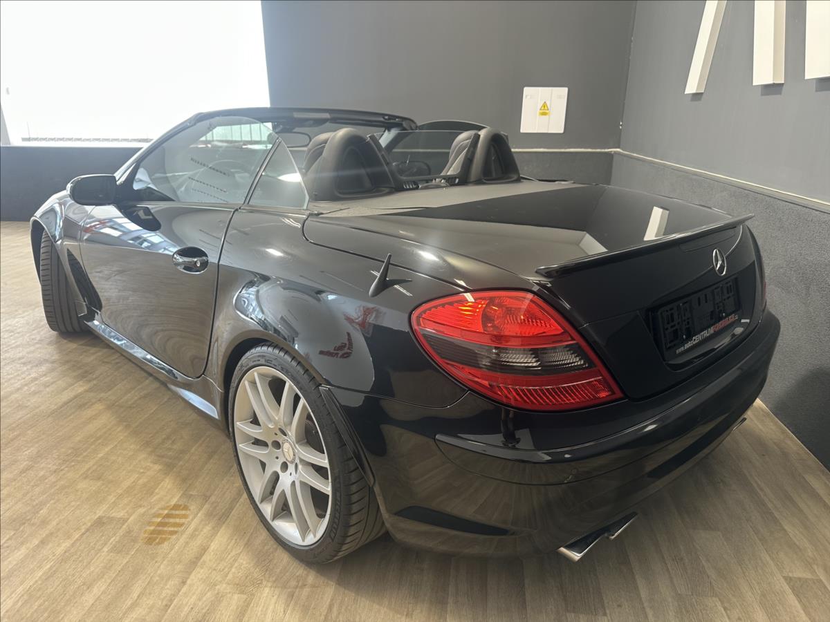 Mercedes-Benz 200K*AMG*Manuál*120Tkm*Kůže*