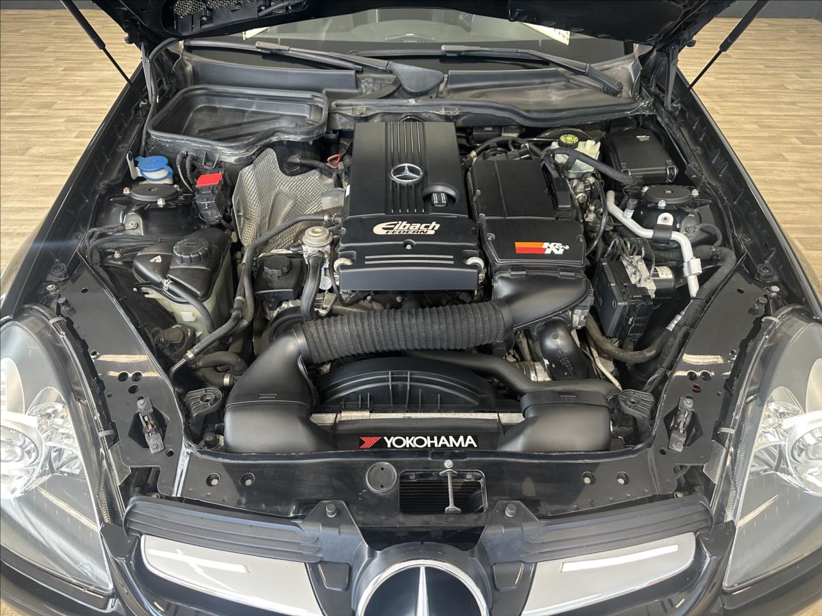 Mercedes-Benz 200K*AMG*Manuál*120Tkm*Kůže*