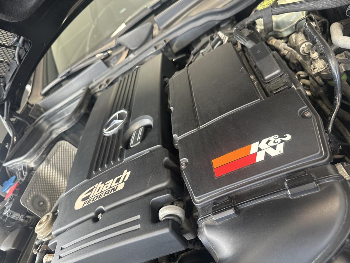 Mercedes-Benz 200K*AMG*Manuál*120Tkm*Kůže*