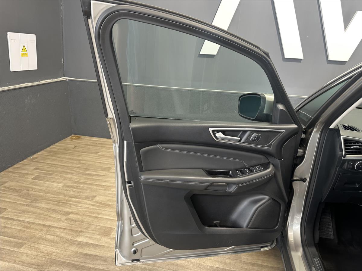 Ford 2,0*TDCi*132kW 4×4*Titanium