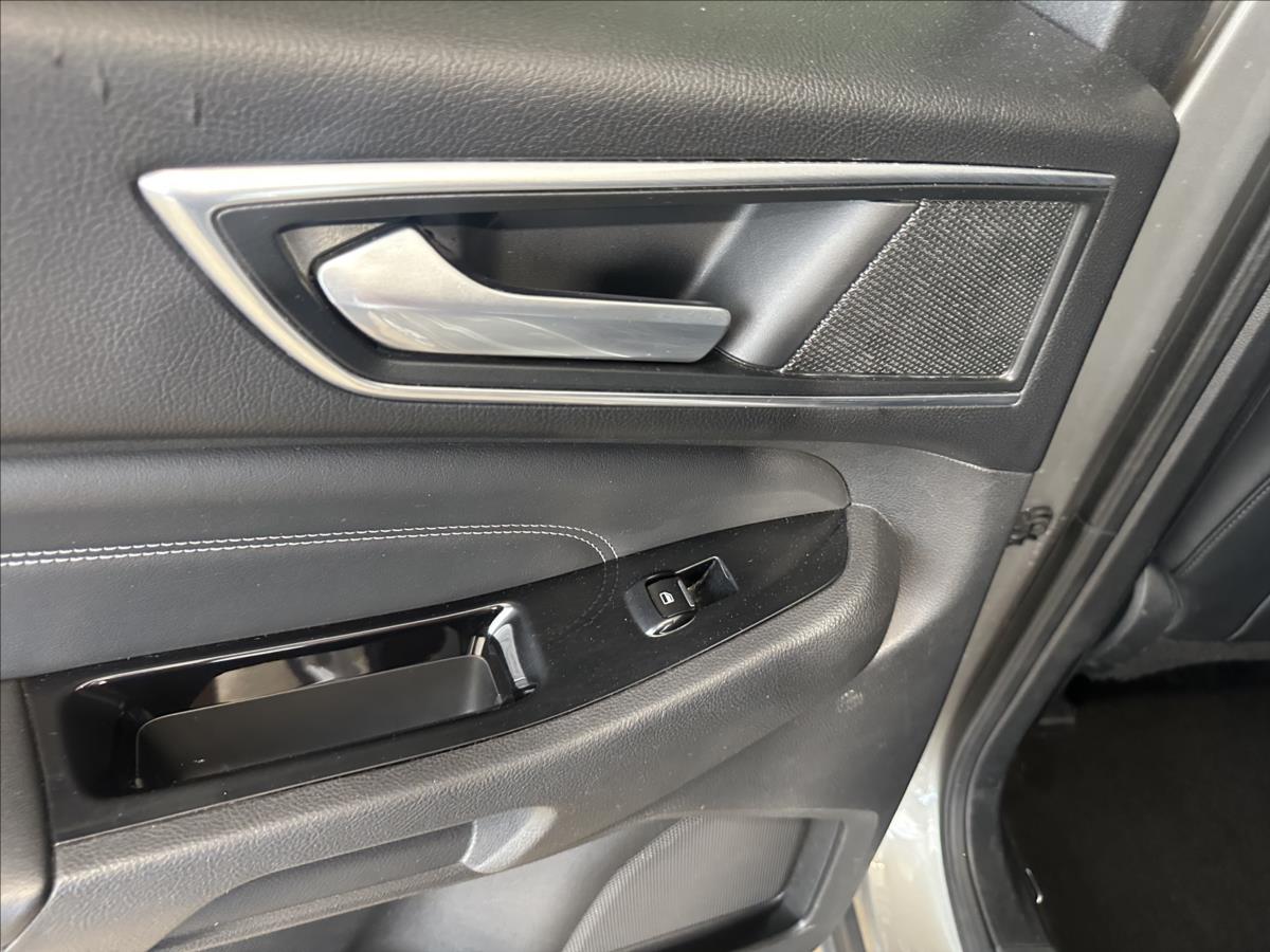 Ford 2,0*TDCi*132kW 4×4*Titanium