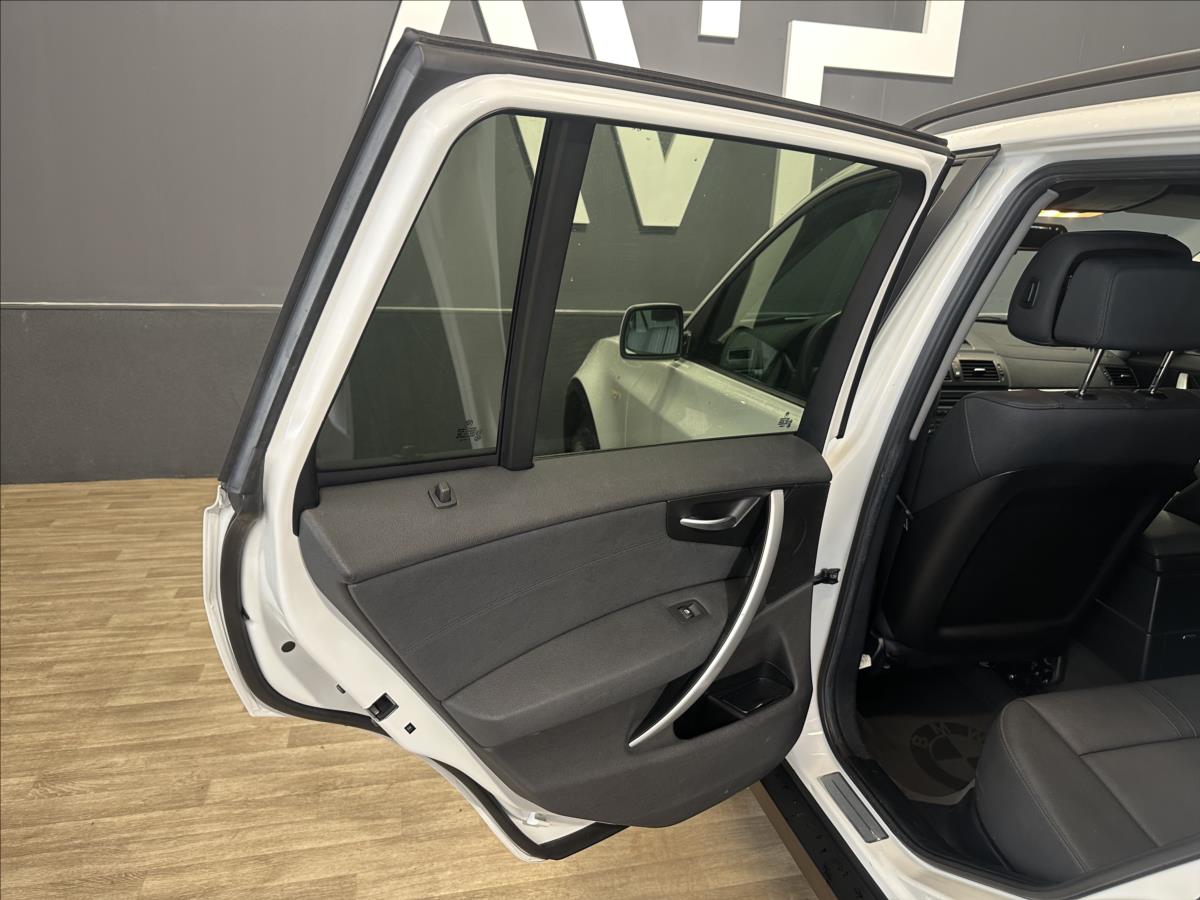 BMW *18D*X-Drive*Manuál*105KW*