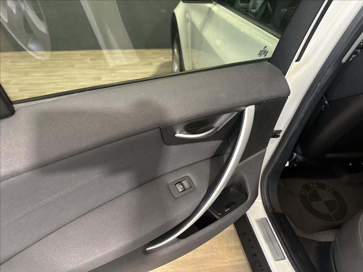 BMW *18D*X-Drive*Manuál*105KW*