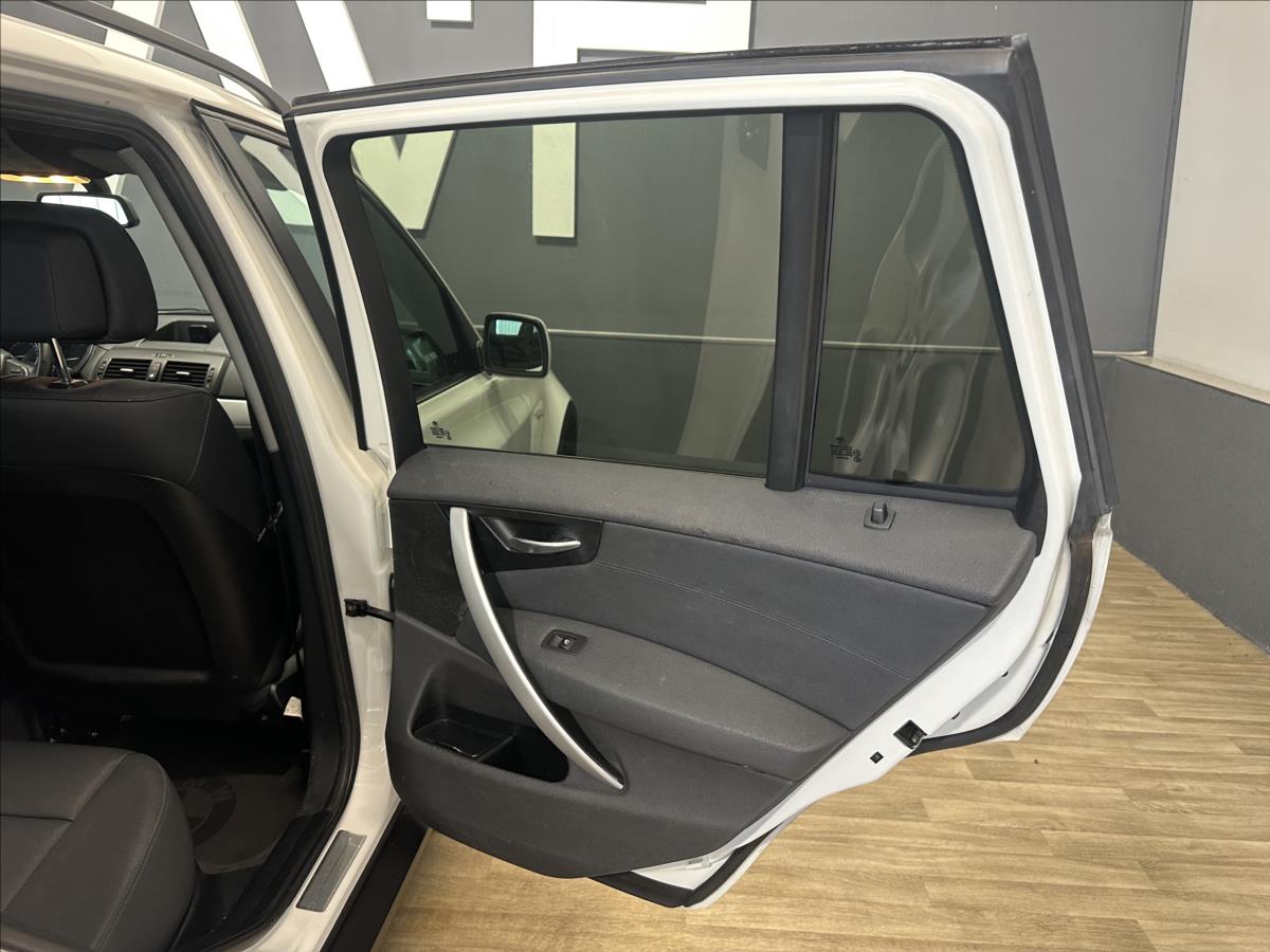 BMW *18D*X-Drive*Manuál*105KW*