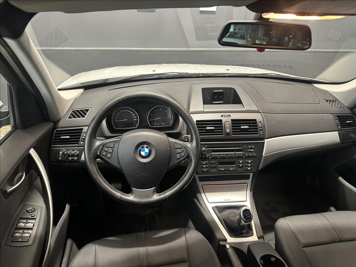 BMW *18D*X-Drive*Manuál*105KW*