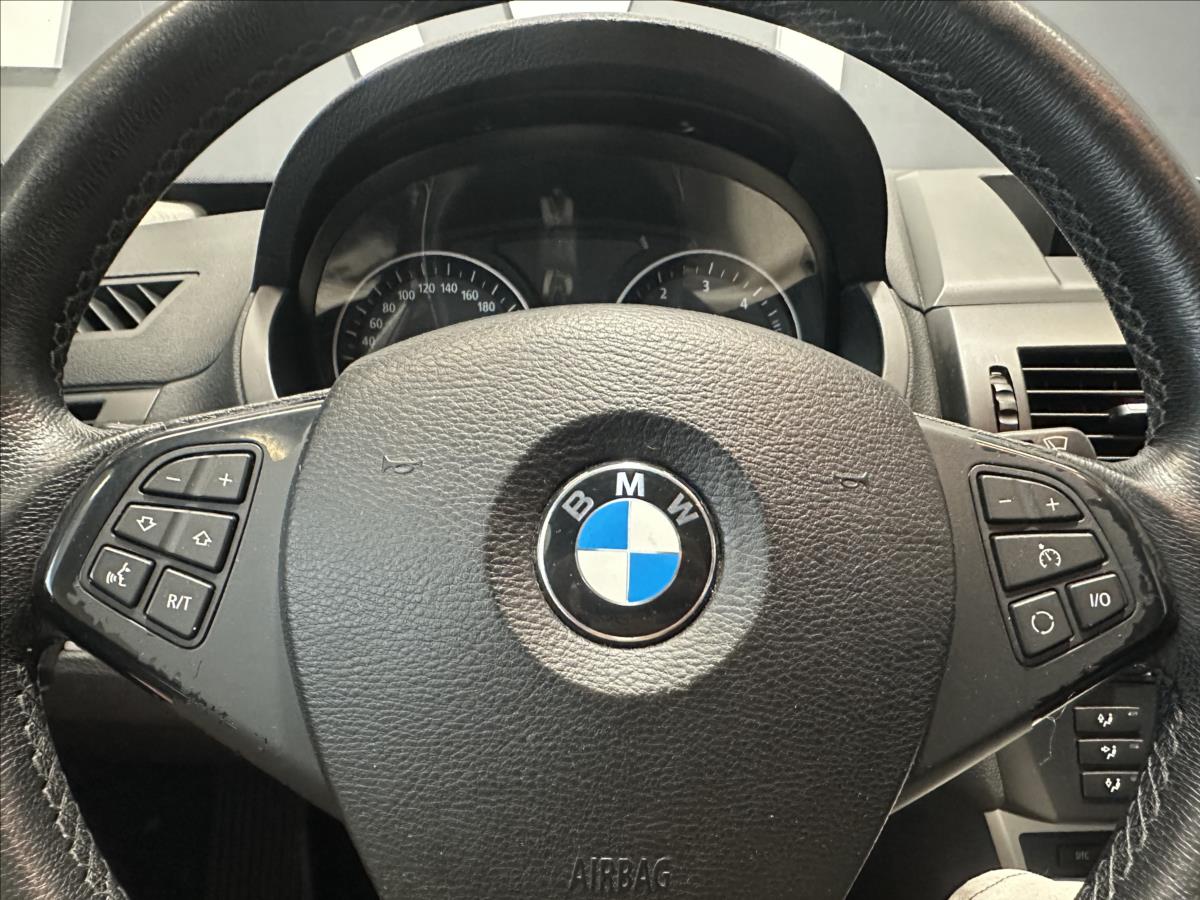 BMW *18D*X-Drive*Manuál*105KW*
