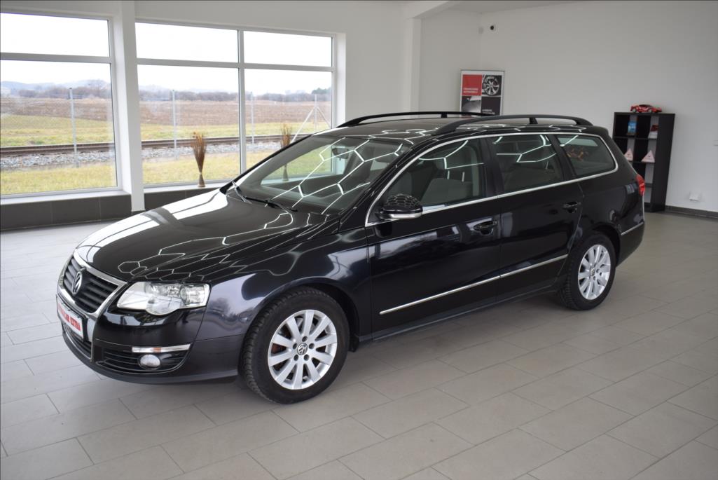 Volkswagen Passat 2,0 TDi,DSG,Xenony,PARROT,br