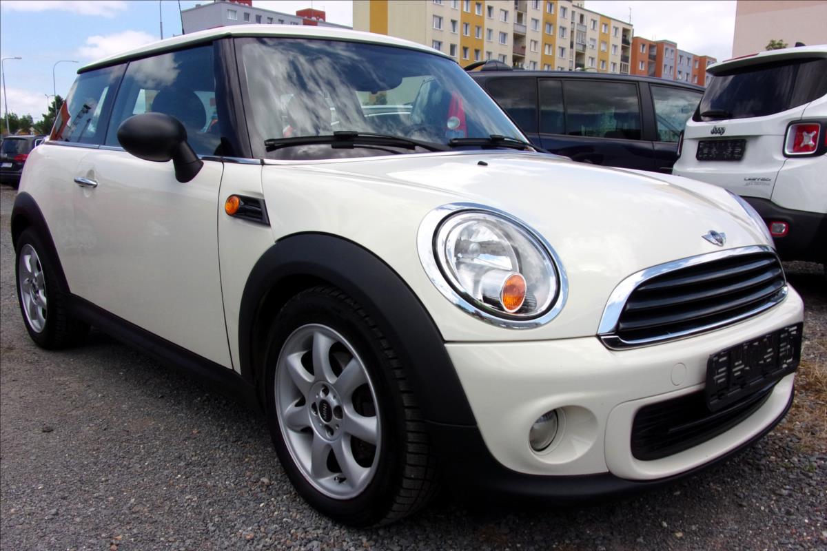 Mini One 1,6   ONE - SERVISKA - VCARSKO