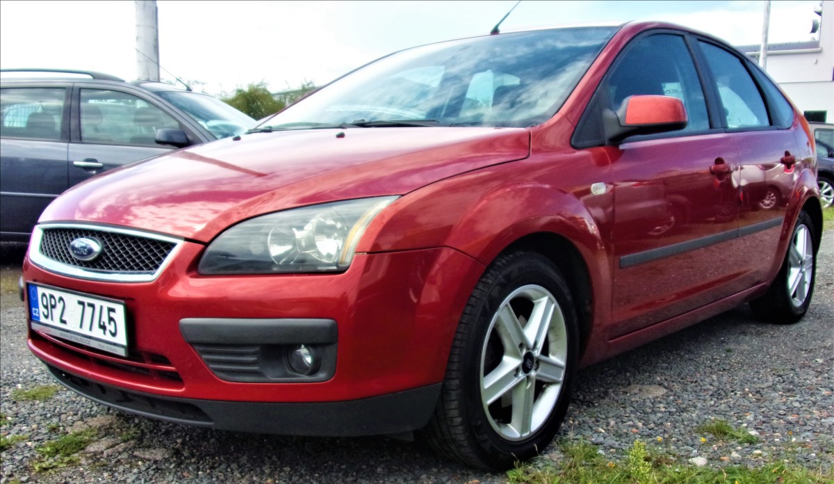 Ford Focus 1,6   TDCI TREND SERVIS. KN͎KA