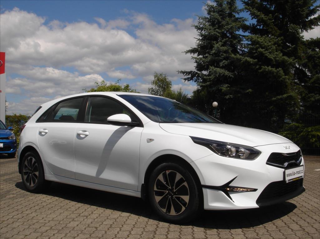 Kia Ceed 1.5 T-GDi SPIN 2025 SLEVA