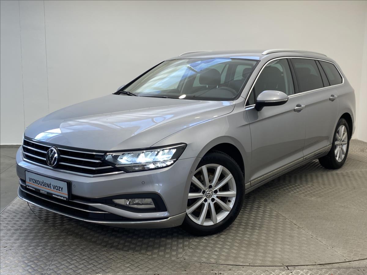 Volkswagen Passat 2,0 TDI DSG 110kW  Elegance