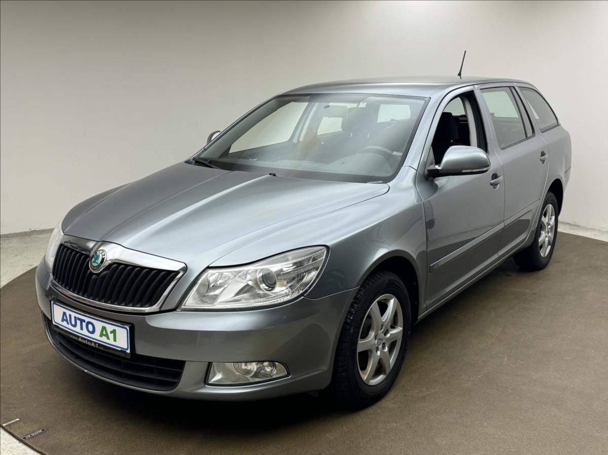 koda Octavia 1,6 TDi 77kW ALU TEMPOMAT CZ